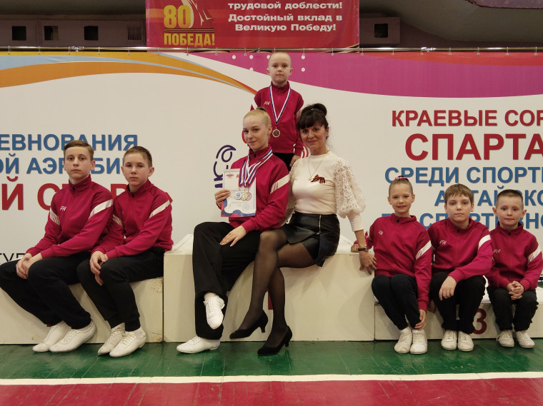 МЕДАЛИ ВСЕХ ДОСТОИНСТВ ПРИВЕЗЛИ ЮНЫЕ СПОРТСМЕНЫ. МЕДАЛИ ВСЕХ ДОСТОИНСТВ ПРИВЕЗЛИ ЮНЫЕ СПОРТСМЕНЫ.