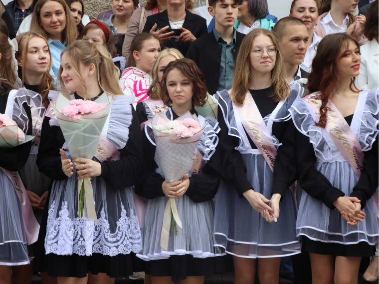 ПУСТЬ ВАША ДОРОГА БУДЕТ СВЕТЛОЙ!. ПУСТЬ ВАША ДОРОГА БУДЕТ СВЕТЛОЙ!.